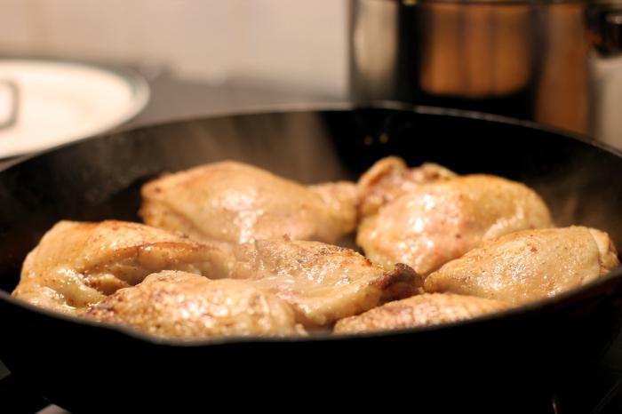 Kā pagatavot vistas gurnu daudzveidīgā veidā?