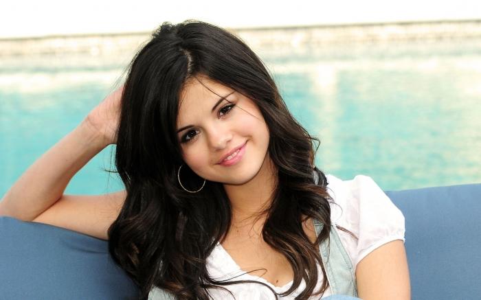 Selena Gomez biogrāfija. Kā kļūt par slavenībām