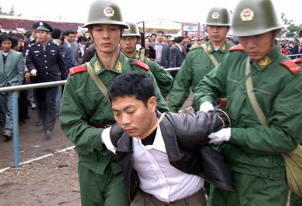 Šaušana Ķīnā par noziegumiem