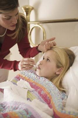 Mononukleoze bērnam: slimības simptomi un ārstēšana